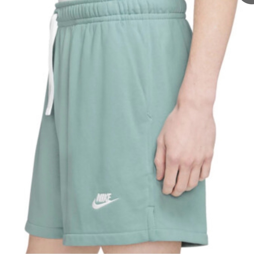 5” Nike Men's Club French Terry Shorts